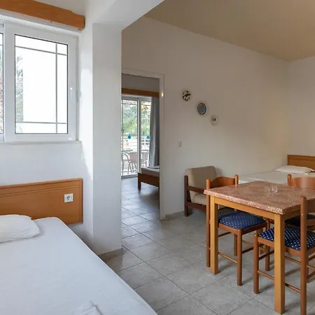 Dream & Aparthotel 2*