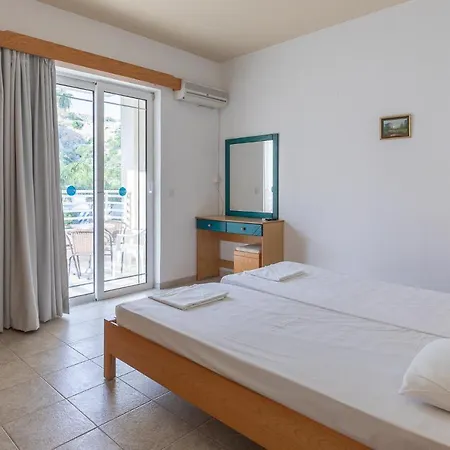 Dream & Aparthotel 2*