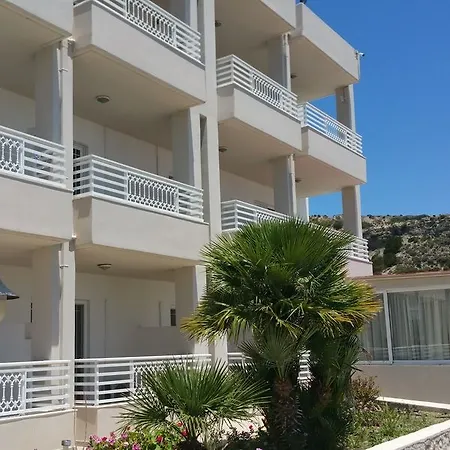 Aparthotel Dream & 3*