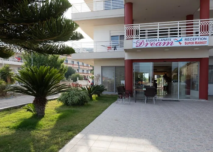 Apartmanhotel Dream & 3*